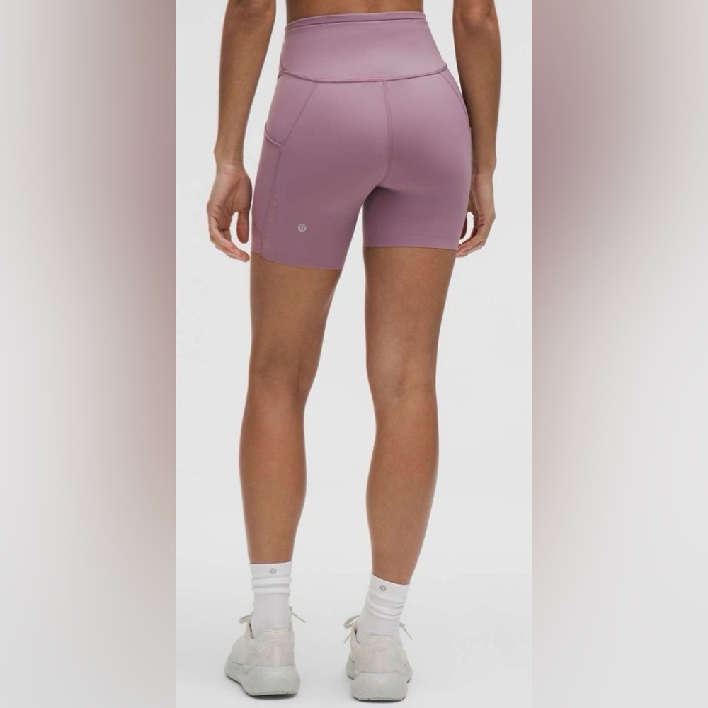 NWT Lululemon Fast and Free High-Rise Short 6" *Pockets- Lavender Lux/ Size 2